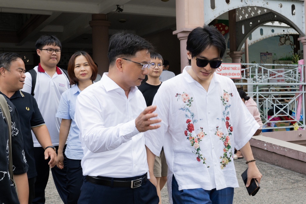 "Chồi Việt Nam" của ca sĩ Hà Anh Tuấn tiếp sức khát vọng sống cho bệnh nhi  - Ảnh 1.