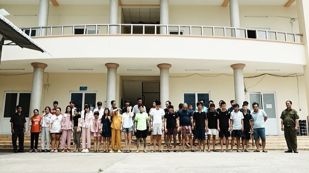 Triệt phá đường dây ma túy liên tỉnh, xử lý 140 đối tượng - Ảnh 1. Triệt phá đường dây ma túy liên tỉnh, xử lý 140 đối tượng - Ảnh 1.