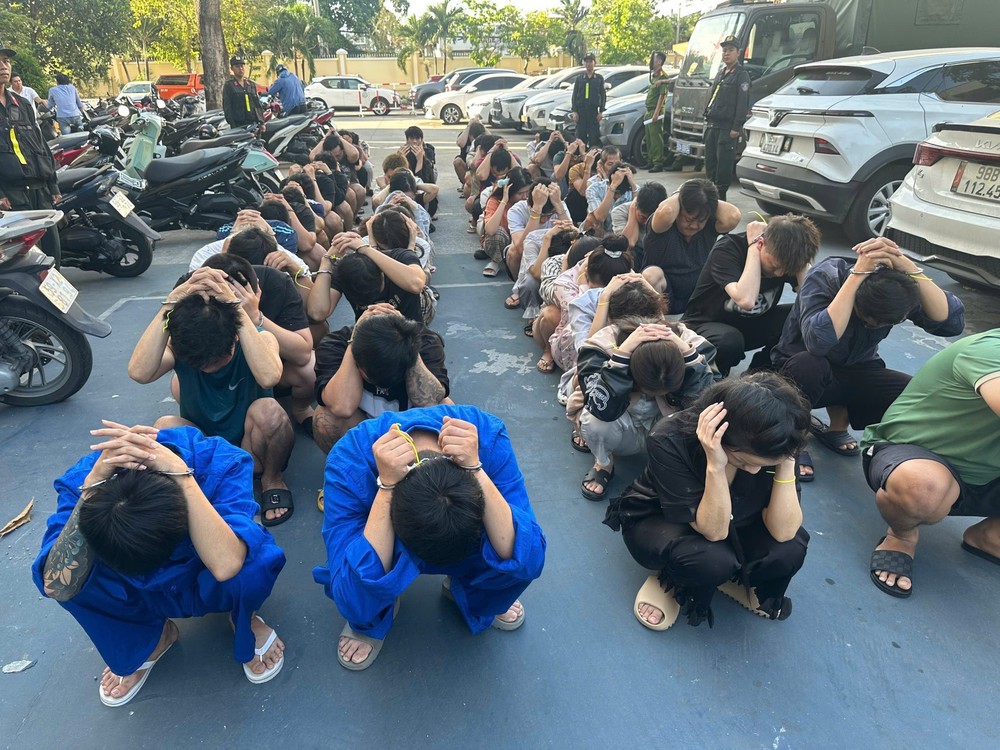 Triệt phá đường dây ma túy liên tỉnh, xử lý 140 đối tượng - Ảnh 4. Triệt phá đường dây ma túy liên tỉnh, xử lý 140 đối tượng - Ảnh 4.