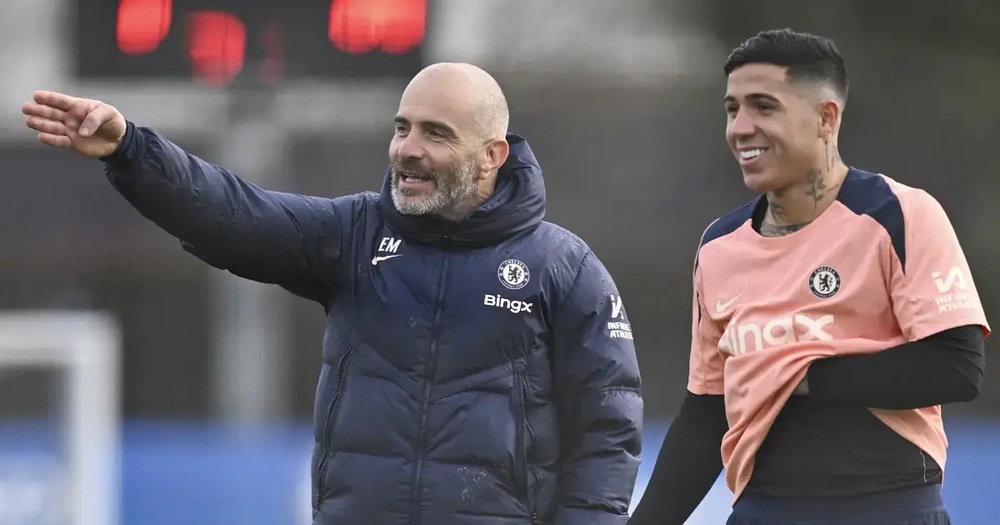 Thầy trò Enzo sáng cửa tái hợp ở Man City - Ảnh 1.