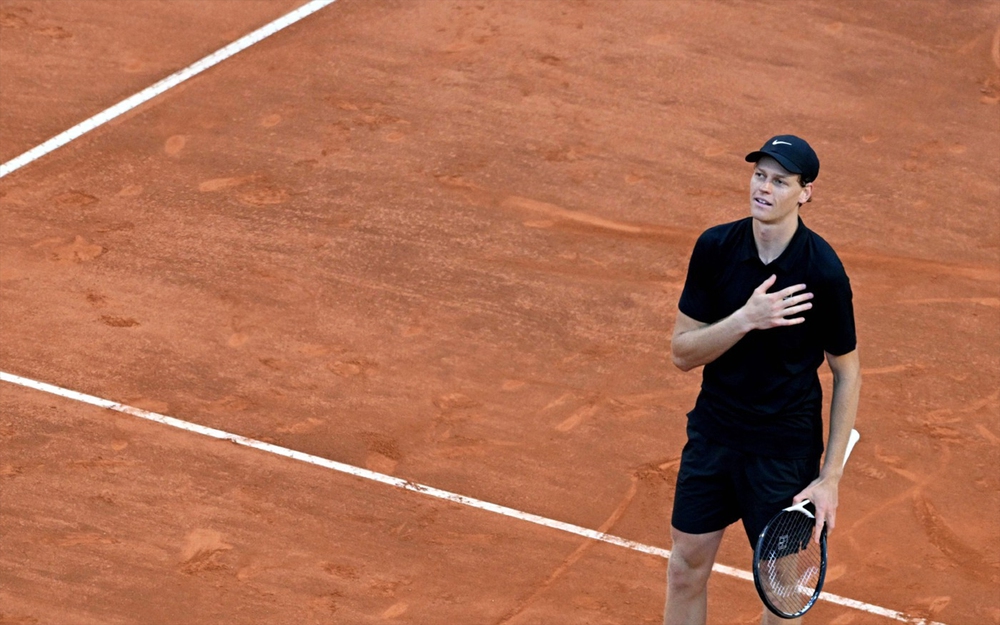 Roland Garros 2026 - Jannik Sinner: Không bây giờ, thì bao giờ? - Ảnh 1. Roland Garros 2026 - Jannik Sinner: Không bây giờ, thì bao giờ? - Ảnh 1.