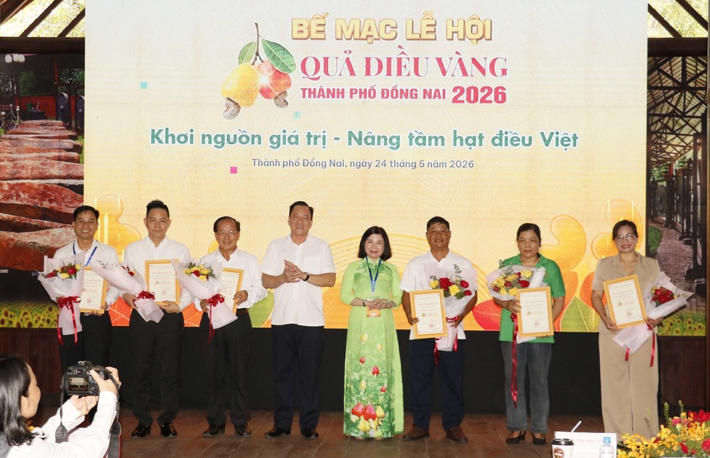 Thúc đẩy phát triển kinh tế nông nghiệp và quảng bá du lịch - Ảnh 2.
