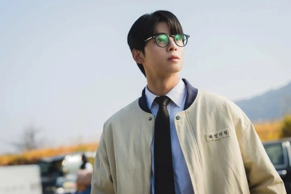 Cha Eun Woo trở lại thành công với "Biệt đội siêu khờ", đứng top Netflix toàn cầu - Ảnh 3. Cha Eun Woo trở lại thành công với "Biệt đội siêu khờ", đứng top Netflix toàn cầu - Ảnh 3.