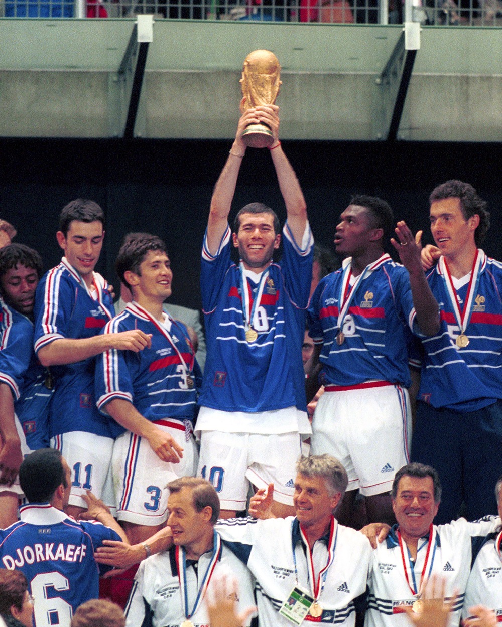 Chuyện World Cup ngày xưa: France 98 - kỳ World Cup gieo tình yêu bóng đá vào trái tim của cả một thế hệ - Ảnh 6.