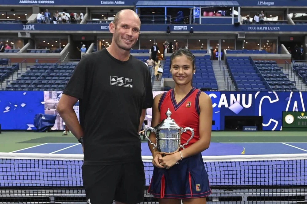 Roland Garros 2026: Giọt nước mắt của Raducanu - Ảnh 2.