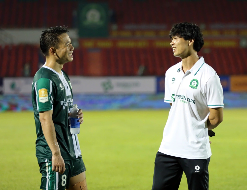 Công Phượng và hành trình trở lại V-League - Ảnh 1. Công Phượng và hành trình trở lại V-League - Ảnh 1.