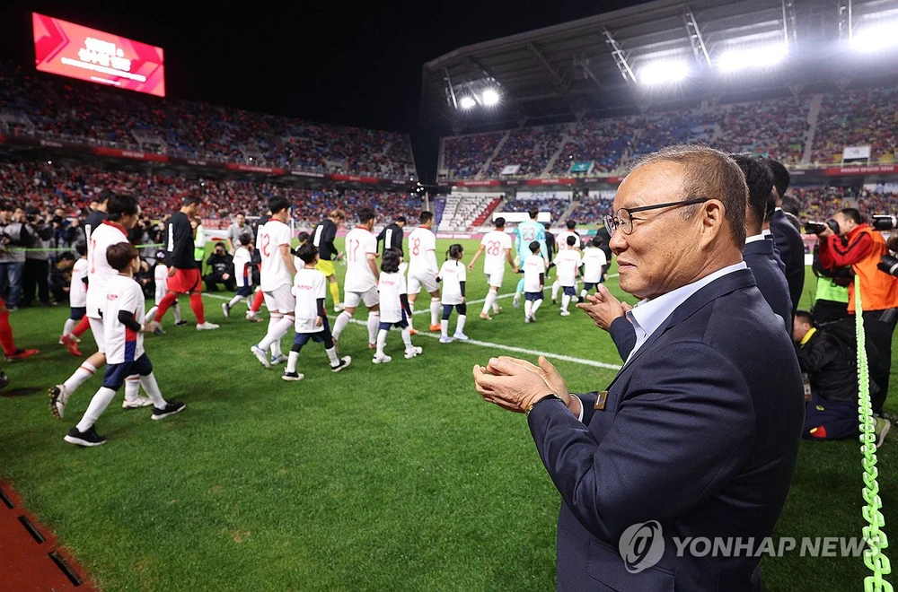 HLV Park Hang Seo chỉ gia nhập đội bóng Thái Lan sau World Cup 2026 - Ảnh 2.