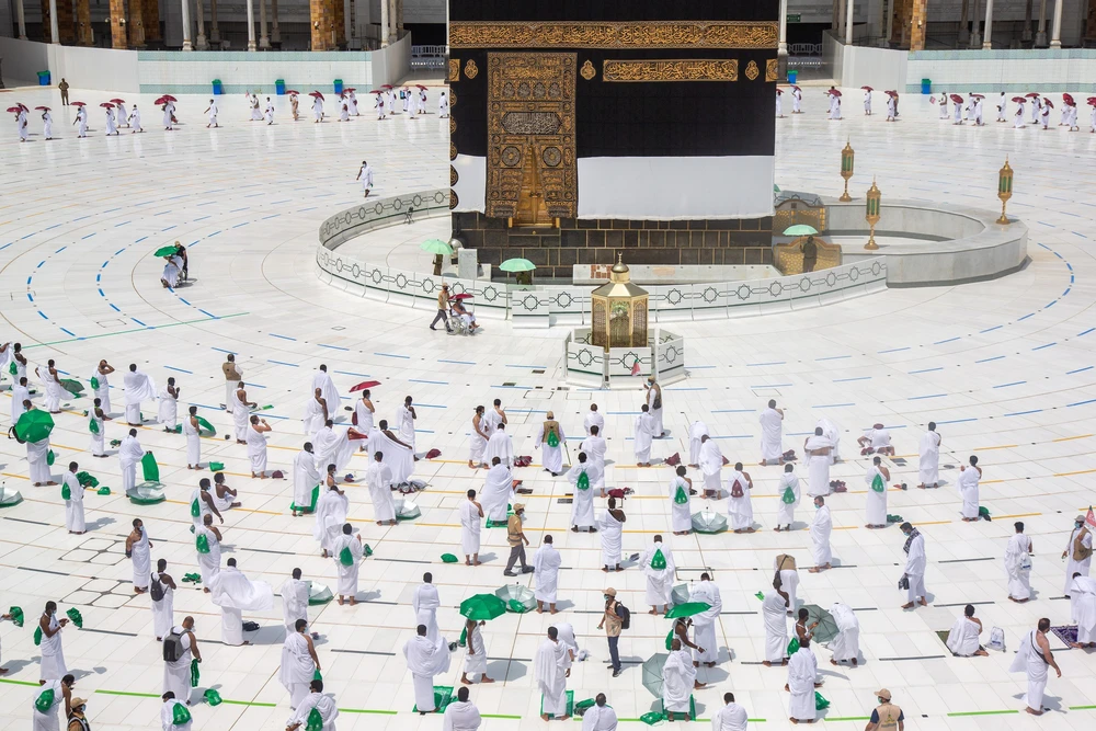 Hàng triệu người hành hương đổ về thánh địa Mecca giữa lo ngại về xung đột Trung Đông - Ảnh 2. Hàng triệu người hành hương đổ về thánh địa Mecca giữa lo ngại về xung đột Trung Đông - Ảnh 2.