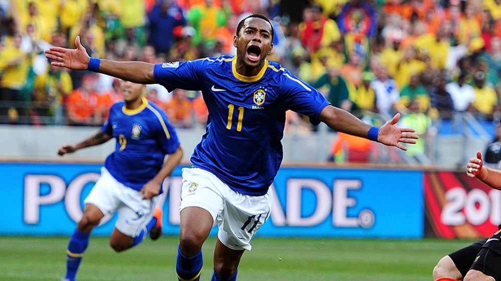 Chuyện World Cup ngày xưa: 48 giờ hỗn loạn, từ 'bàn tay Suarez' đến cơn ác mộng của Brazil - Ảnh 1. Chuyện World Cup ngày xưa: 48 giờ hỗn loạn, từ 'bàn tay Suarez' đến cơn ác mộng của Brazil - Ảnh 1.