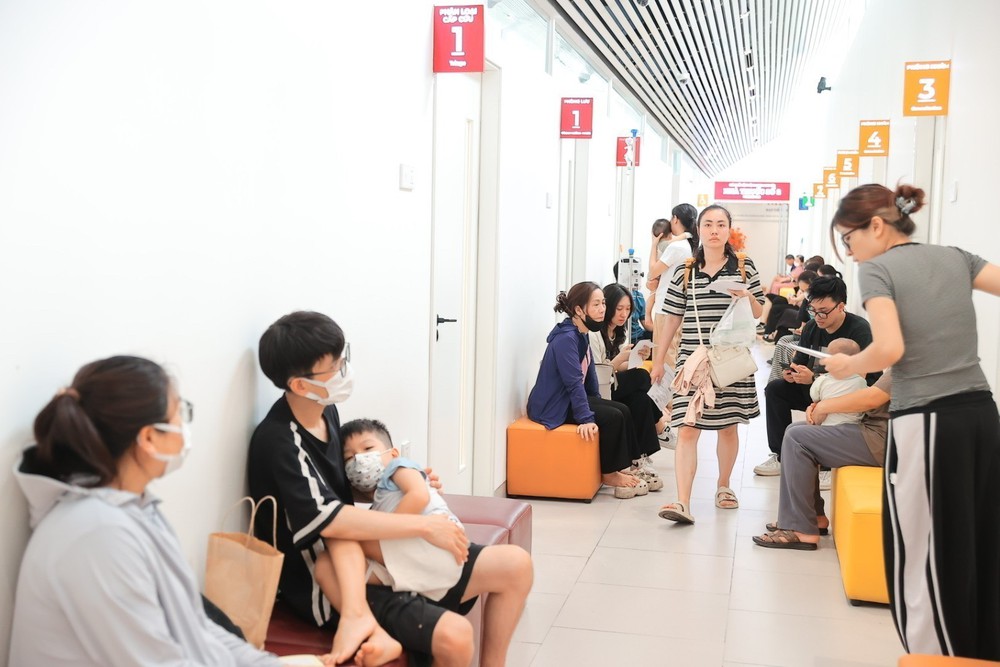Bộ y tế cảnh báo nguy cơ sốc nhiệt - Ảnh 3. Bộ y tế cảnh báo nguy cơ sốc nhiệt - Ảnh 3.