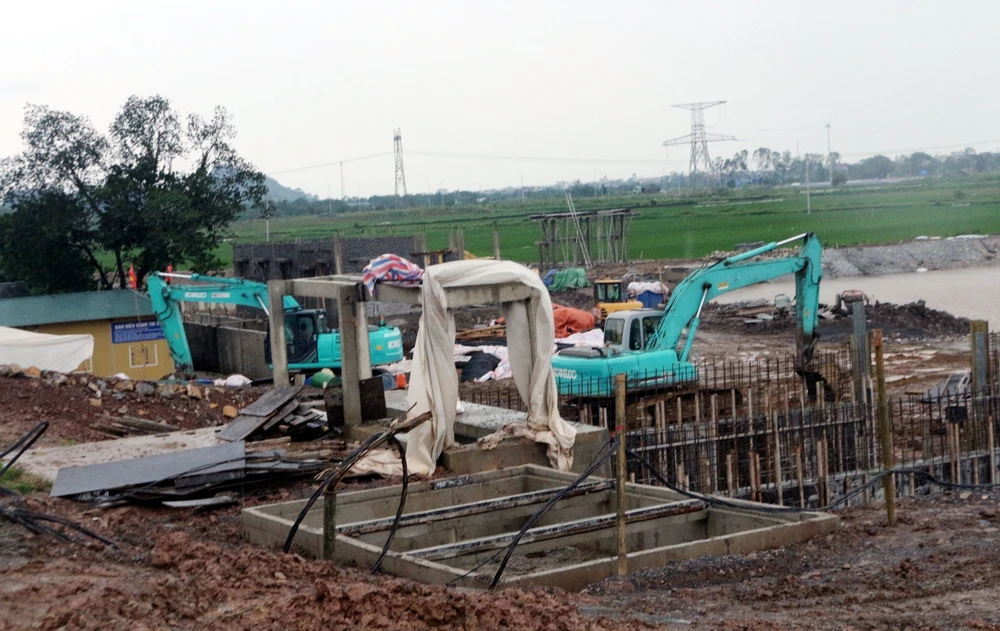 Thủ tướng chỉ thị tăng cường công tác phòng, chống thiên tai - Ảnh 2. Thủ tướng chỉ thị tăng cường công tác phòng, chống thiên tai - Ảnh 2.