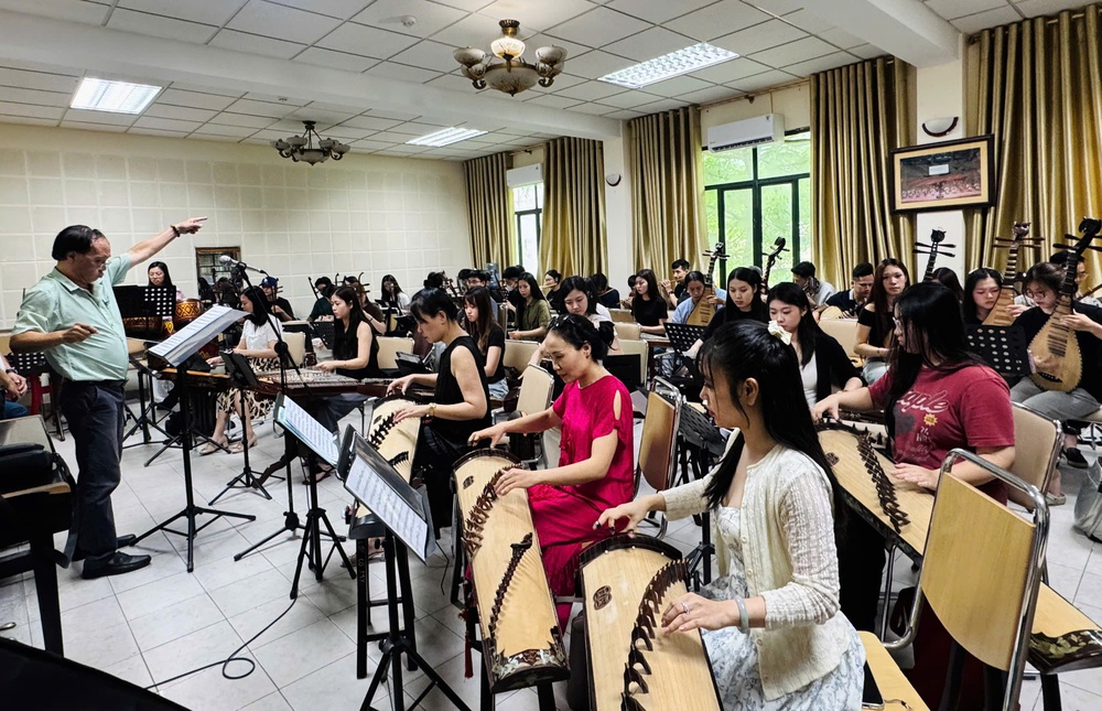 'Âm thanh Đất Việt' tái hiện hành trình âm nhạc dân tộc Việt Nam qua nhiều thế hệ - Ảnh 4.