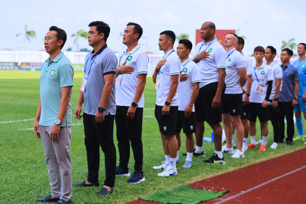 Tin nóng bóng đá Việt hôm nay 28/5: Xuân Son nhận giải Vua phá lưới ASEAN Club; Đồng Nai vắng HLV trưởng Việt Thắng ở trận quyết định - Ảnh 3.