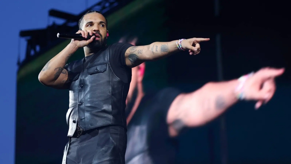 “Cơn địa chấn” mang tên Drake khi cả 3 album chiếm Top Billboard - Ảnh 2.