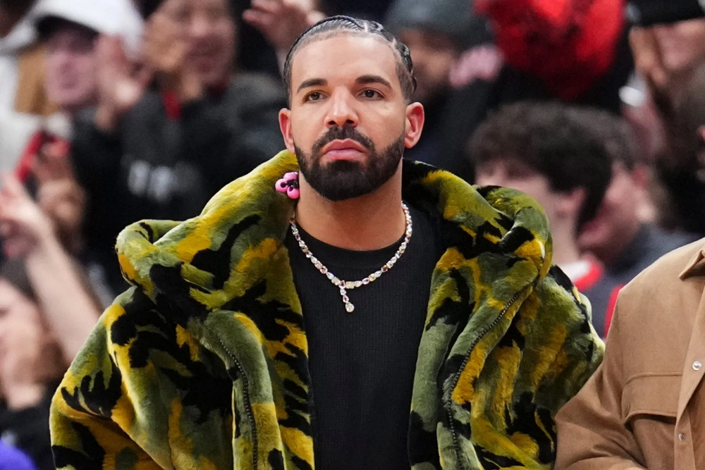 “Cơn địa chấn” mang tên Drake khi cả 3 album chiếm Top Billboard - Ảnh 3.