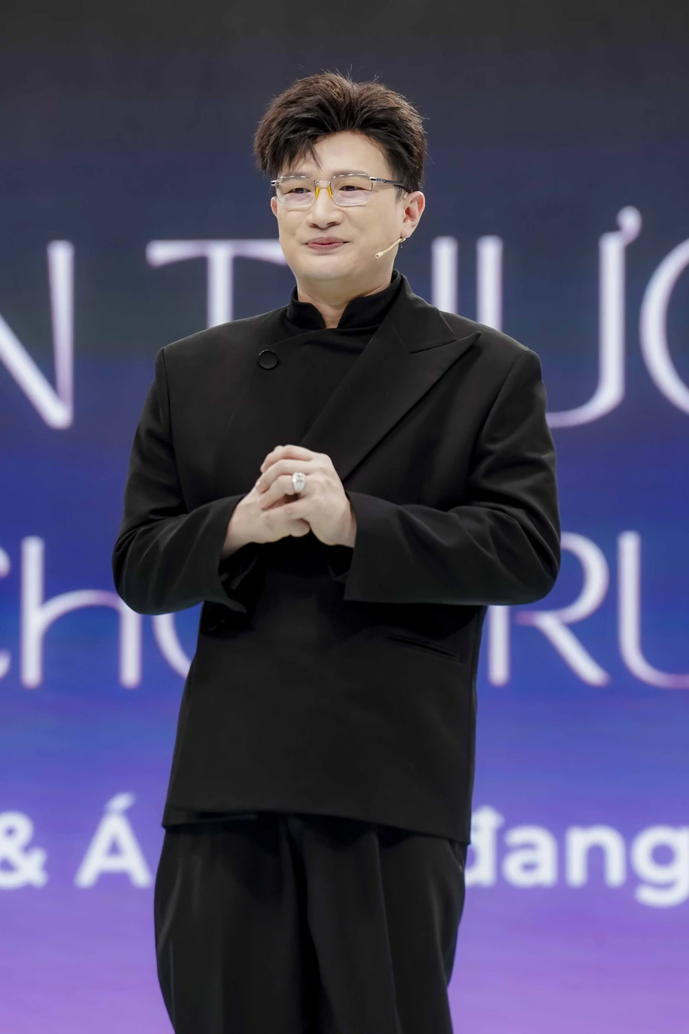 Dược sĩ Tiến - Thanh Hằng đồng hành ở Hoa khôi Sinh viên Việt Nam 2026 - Ảnh 1.