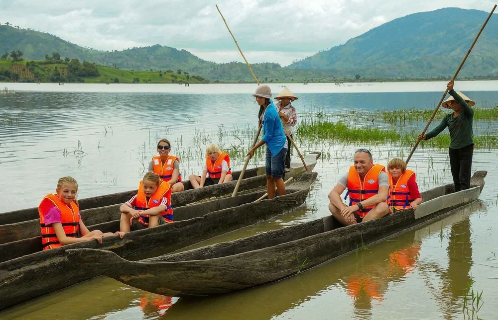 Cảnh sắc hồ Lắk (Đắk Lắk) - Ảnh 5.