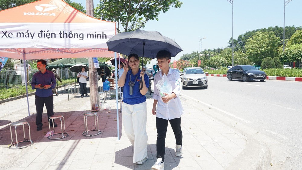 Thời tiết dịp thi vào lớp 10: Ngày thi đầu tiên, Hà Nội không mưa, trời nắng - Ảnh 1.