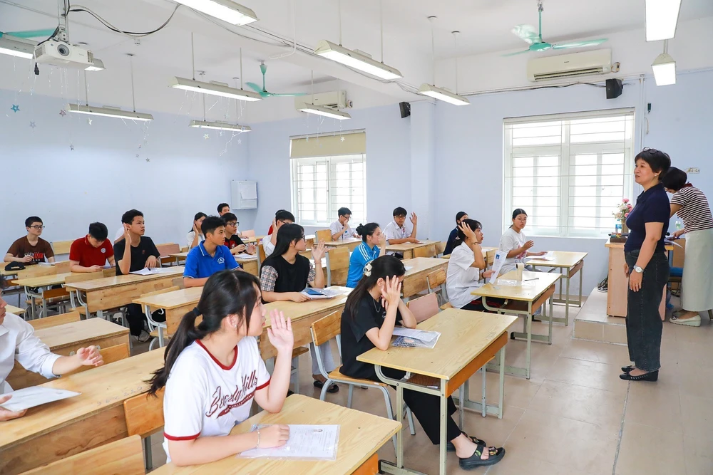 Gần 125.000 thí sinh Hà Nội bước vào Kỳ thi tuyển sinh lớp 10 năm học 2026 - 2027 - Ảnh 16.