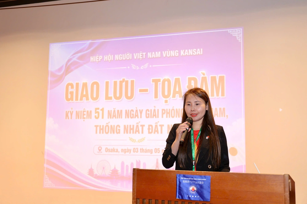 Người Việt tại Kansai hướng về Tổ quốc nhân kỷ niệm 51 năm Ngày thống nhất đất nước - Ảnh 2.