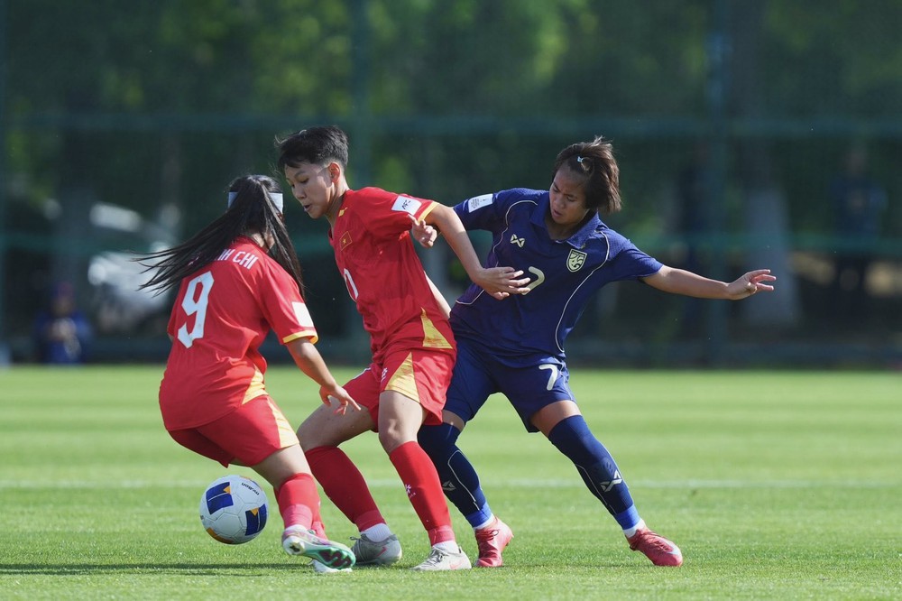 Gặp Trung Quốc, U17 Việt Nam thay đổi lối chơi - Ảnh 1.