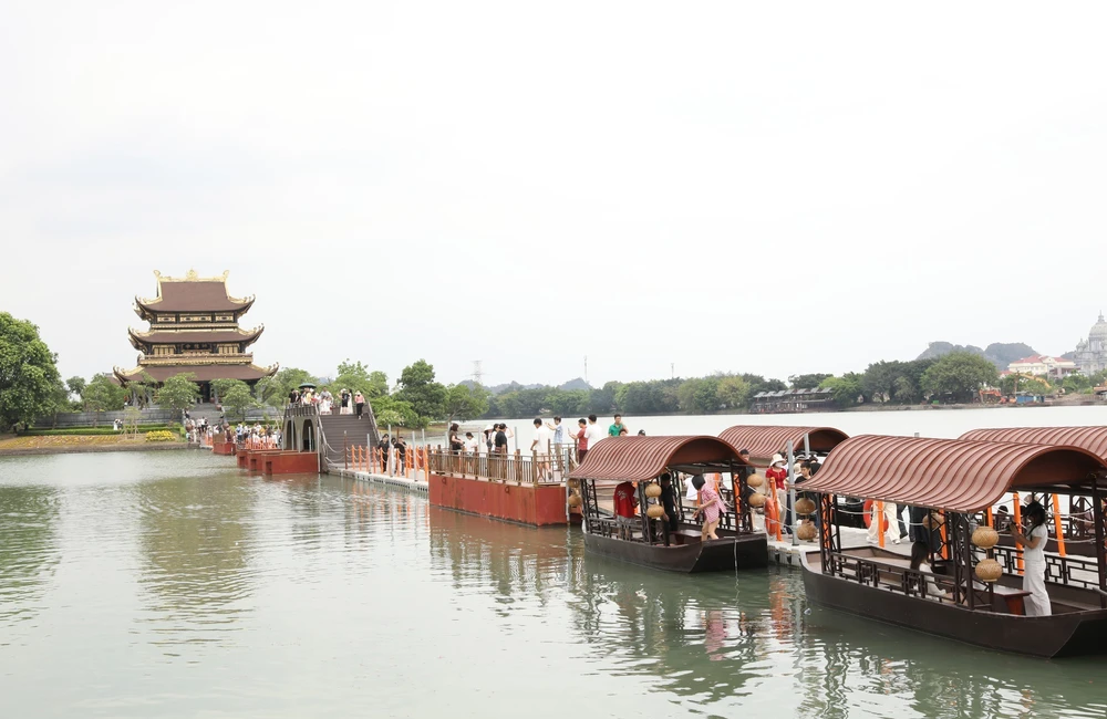 Du lịch Việt Nam bùng nổ từ các điểm đến nghìn tỷ - Ảnh 5.