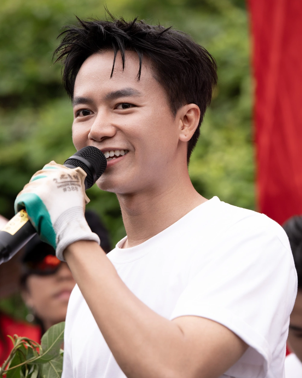 Hà Anh Tuấn và dàn nghệ sĩ “Forestival 2026” lội bùn, gieo mầm xanh giữa đầm Vân Long - Ảnh 3. Hà Anh Tuấn và dàn nghệ sĩ “Forestival 2026” lội bùn, gieo mầm xanh giữa đầm Vân Long - Ảnh 3.
