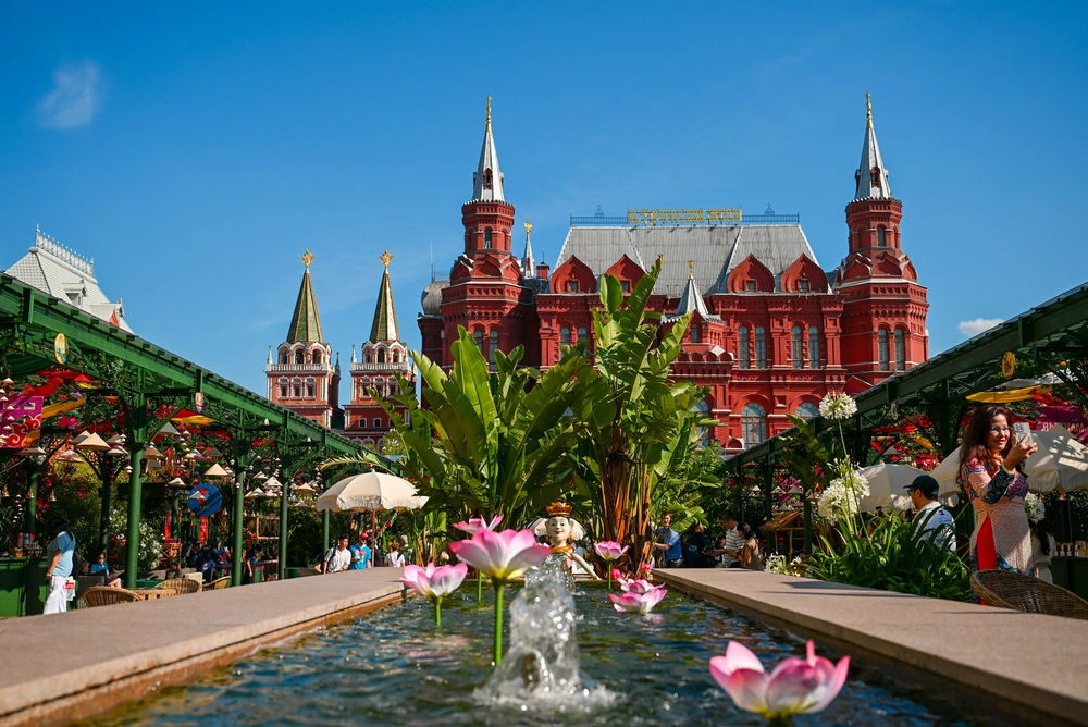 "Moscow mùa hè": Điểm hẹn của văn hóa, lễ hội và nghệ thuật quốc tế - Ảnh 2. "Moscow mùa hè": Điểm hẹn của văn hóa, lễ hội và nghệ thuật quốc tế - Ảnh 2.