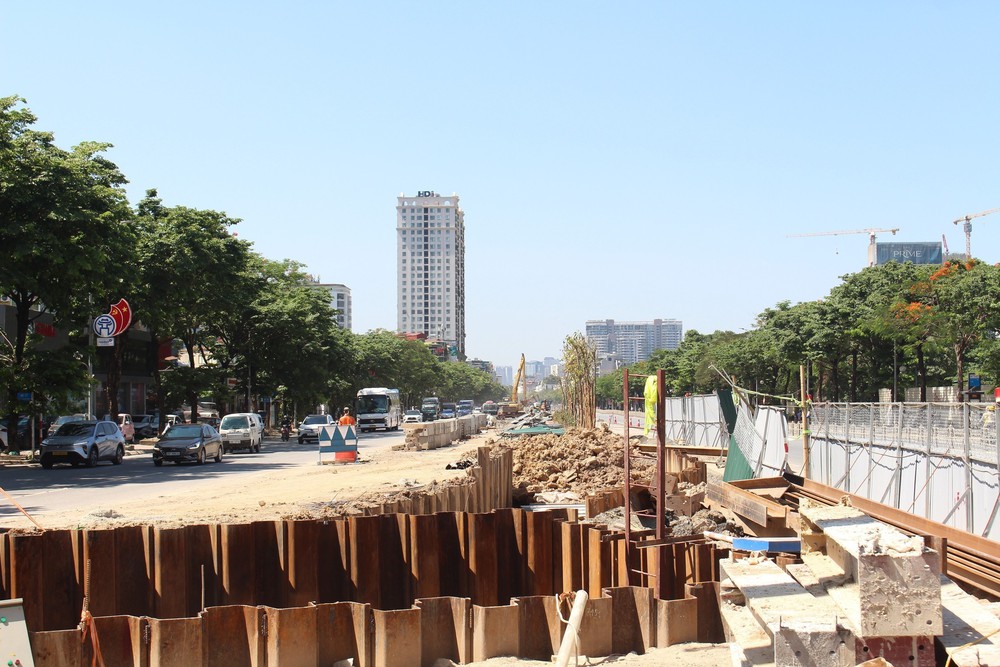 Hà Nội tăng tốc thi công ngày đêm để xóa các điểm ngập cục bộ - Ảnh 1.