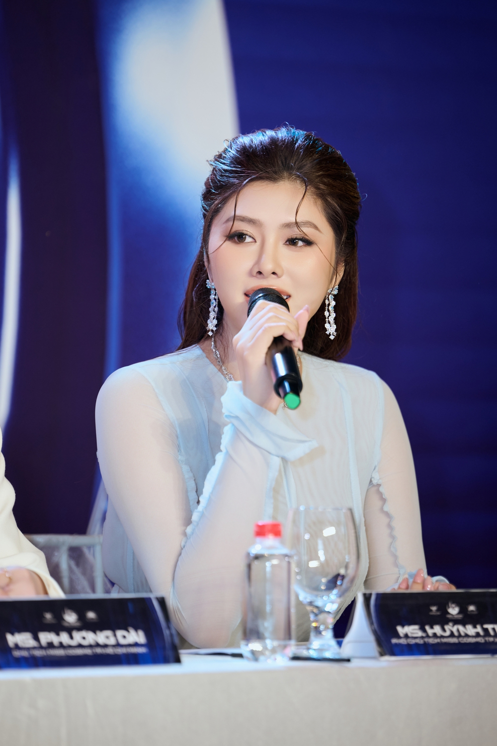 Chủ tịch Phương Đài lên tiếng về tiêu chí chọn “The New Iconic” tại Miss Cosmo TP. HCM 2026 - Ảnh 3. Chủ tịch Phương Đài lên tiếng về tiêu chí chọn “The New Iconic” tại Miss Cosmo TP. HCM 2026 - Ảnh 3.