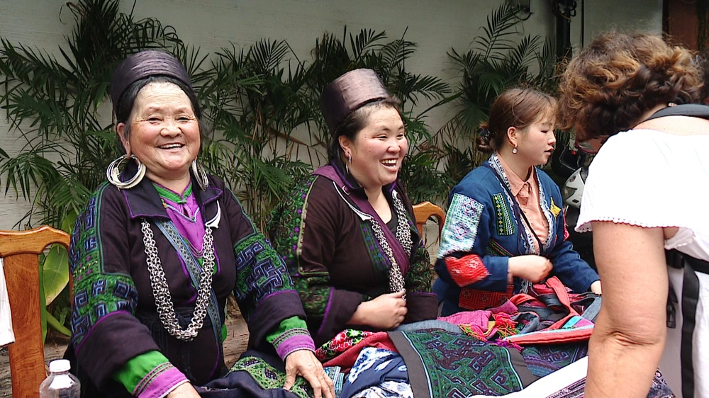 Những người phụ nữ 'dệt khát vọng' ở thung lũng Mường Hoa - Ảnh 4.