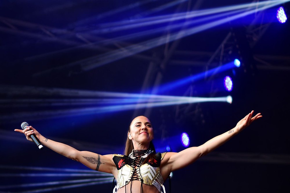 Melanie C - tìm lại mình trong album mới "Sweat" - Ảnh 4.