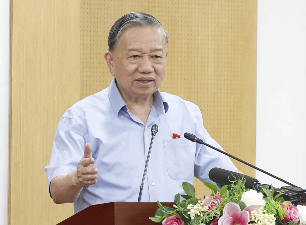 Giảm áp lực thi cử, mở rộng trường lớp: Hướng tới mục tiêu phổ cập Trung học Phổ thông - Ảnh 1.