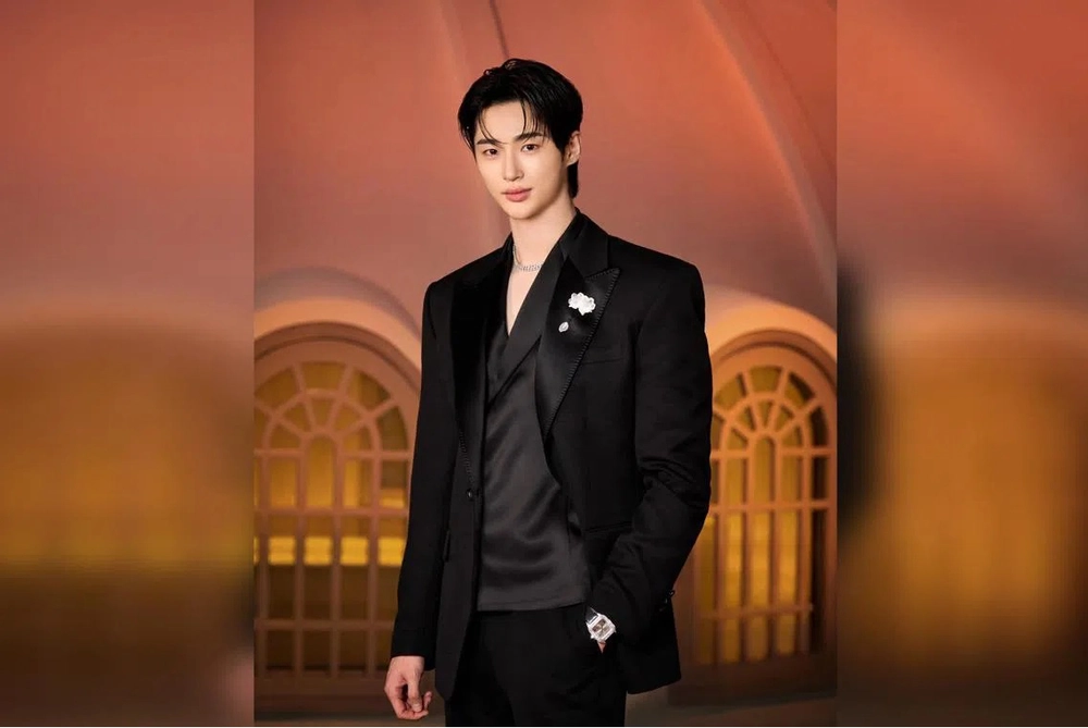 Byeon Woo Seok: Câu chuyện "nở muộn" hiếm có của màn ảnh Hàn Quốc - Ảnh 1.