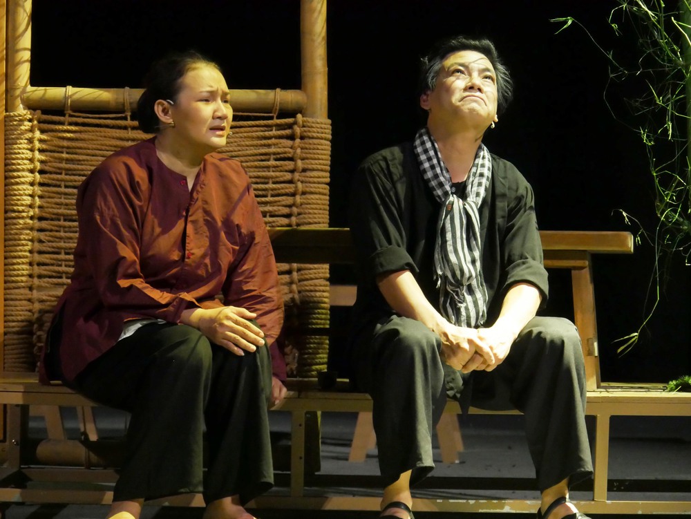 Ấn tượng "Thanh gươm và bà mẹ" - Ảnh 1.