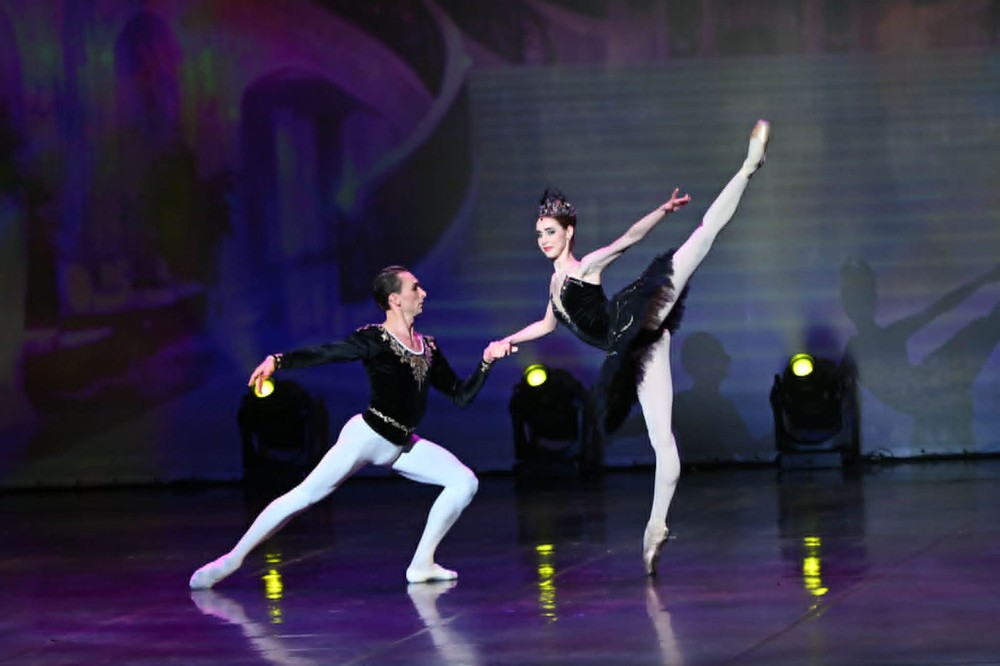 Thưởng thức những kiệt tác opera và ballet do các nghệ sĩ Belarus biểu diễn - Ảnh 3.