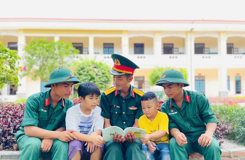 Hướng tới Giải thưởng Thiếu nhi Dế Mèn 2026 - "Bốn mùa Việt Nam" của Lữ Mai: Đủ tấm lòng để sống chậm cùng trẻ nhỏ, thơ ca sẽ tự đến - Ảnh 6.