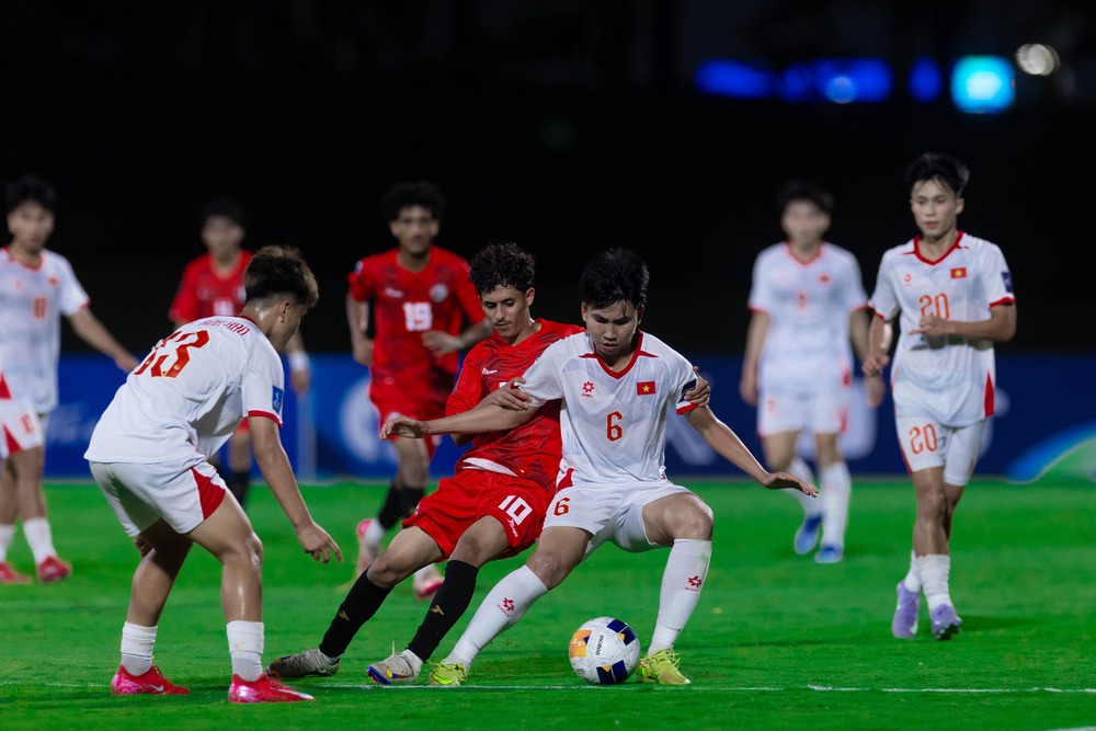Báo Yemen thất vọng về đội nhà, khen U17 Việt Nam chơi kỷ luật - Ảnh 1.