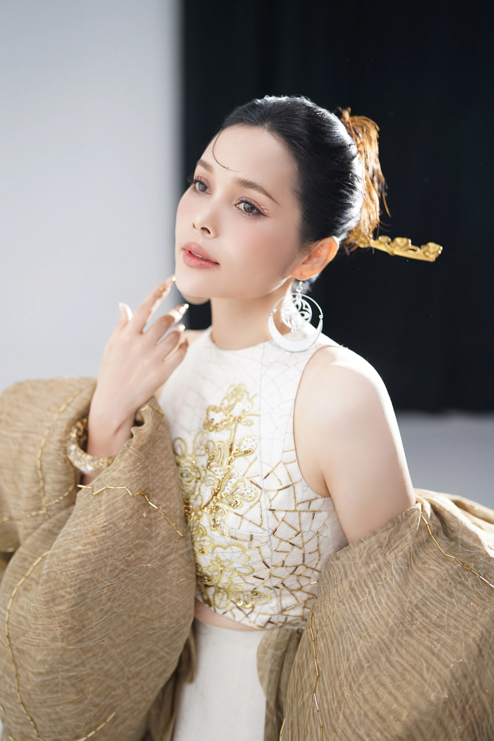 Đoàn Thúy Trang cùng Phúc Du - "Lên rừng xuống biển" - Ảnh 6.