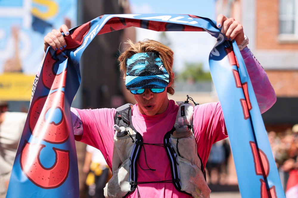 Nữ VĐV Rachel Entrekin vô địch cự ly 400km giải ultra trail Cocodona 250 năm 2026