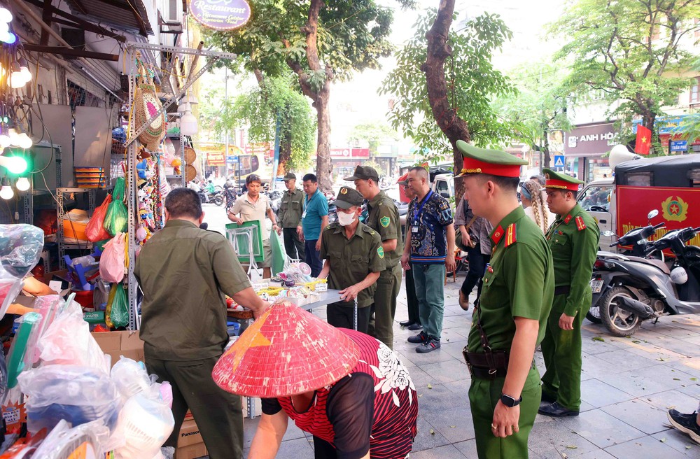 Hình thành chuẩn mực văn hóa đô thị từ các danh hiệu cấp cơ sở - Ảnh 1.
