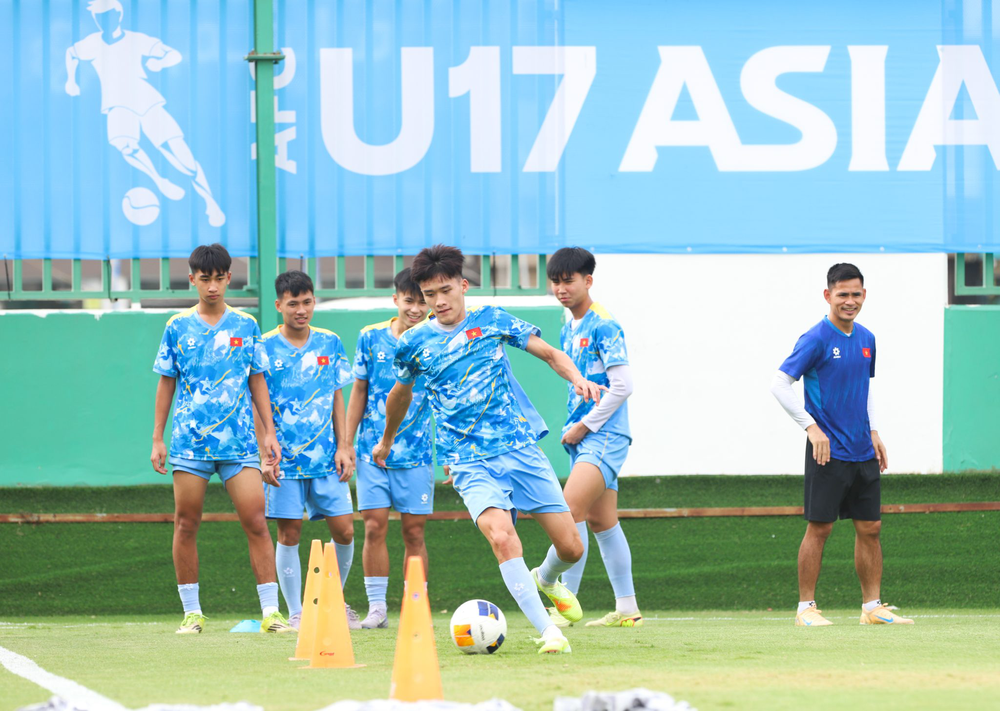 Lịch thi đấu bóng đá hôm nay 10/5: Trực tiếp U17 Việt Nam đấu với U17 Hàn Quốc - Ảnh 1.