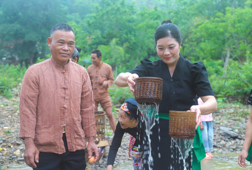 Gìn giữ di sản văn hóa truyền thống của người Ơ Đu trong dòng chảy hiện đại - Ảnh 10.