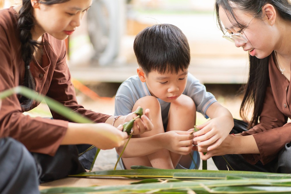 Gắn kết yêu thương trong dịp quốc tế thiếu nhi 1-6 - Ảnh 4. Gắn kết yêu thương trong dịp quốc tế thiếu nhi 1-6 - Ảnh 4.
