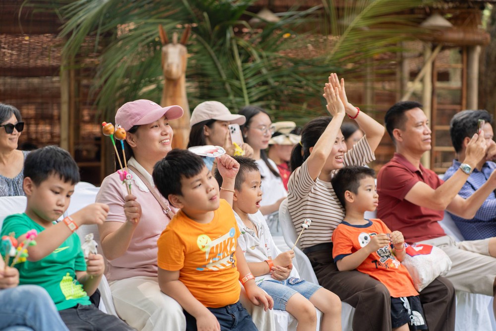 Gắn kết yêu thương trong dịp quốc tế thiếu nhi 1-6 - Ảnh 8. Gắn kết yêu thương trong dịp quốc tế thiếu nhi 1-6 - Ảnh 8.