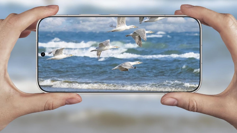 Trên tay HONOR 600 mới ra mắt: Thiết kế quen thuộc, camera 200MP - Ảnh 2. Trên tay HONOR 600 mới ra mắt: Thiết kế quen thuộc, camera 200MP - Ảnh 2.