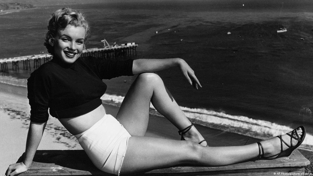 100 năm Marilyn Monroe: Người phụ nữ khiến thế giới không thể quên - Ảnh 4. 100 năm Marilyn Monroe: Người phụ nữ khiến thế giới không thể quên - Ảnh 4.