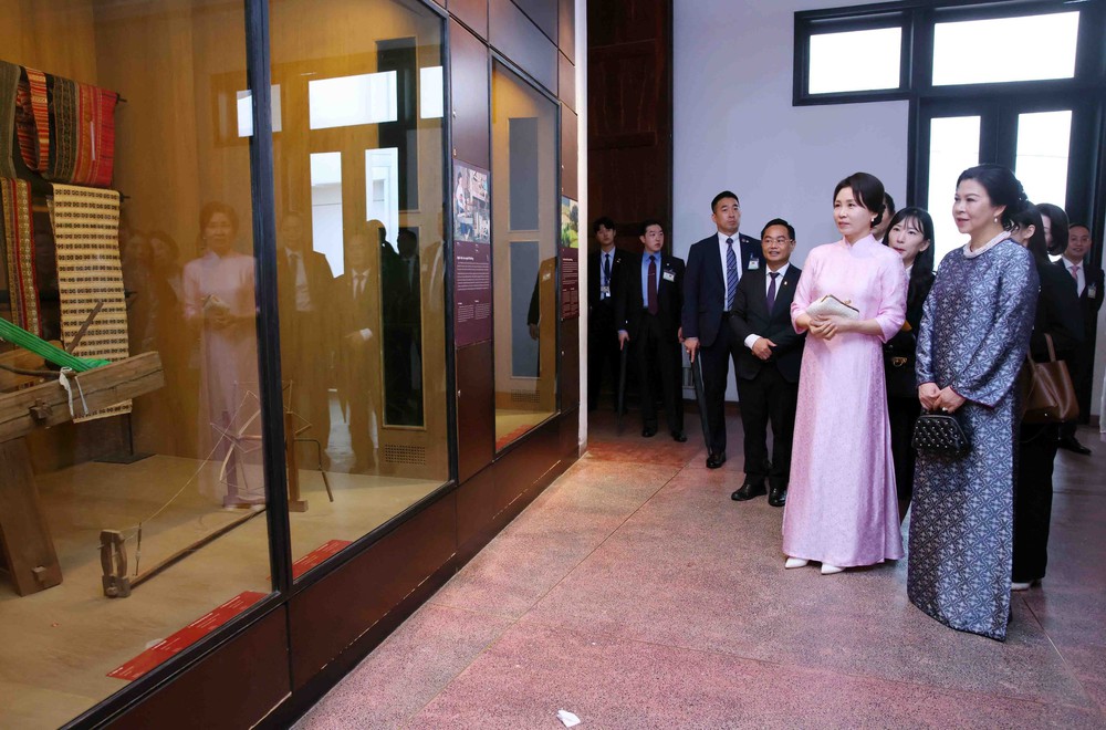 Bảo tàng Dân tộc học Việt Nam: Làm chủ AI để dẫn dắt tương lai số - Ảnh 1. Bảo tàng Dân tộc học Việt Nam: Làm chủ AI để dẫn dắt tương lai số - Ảnh 1.