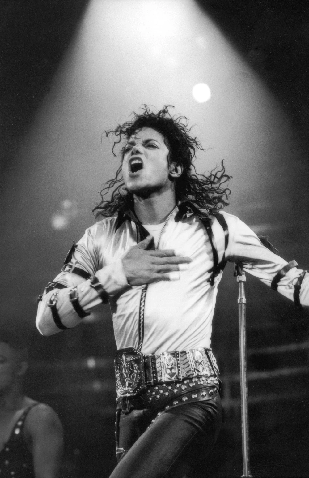 Michael Jackson lập kỳ tích vô tiền khoáng hậu sau 17 năm qua đời - Ảnh 8. Michael Jackson lập kỳ tích vô tiền khoáng hậu sau 17 năm qua đời - Ảnh 8.