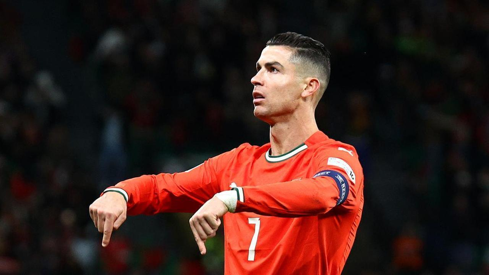 Tin nóng thể thao sáng 10/6: Cựu cầu thủ Bồ Đào Nha khen ngợi sự phi thường của Ronaldo trước thềm World Cup 2026 - Ảnh 1. Tin nóng thể thao sáng 10/6: Cựu cầu thủ Bồ Đào Nha khen ngợi sự phi thường của Ronaldo trước thềm World Cup 2026 - Ảnh 1.